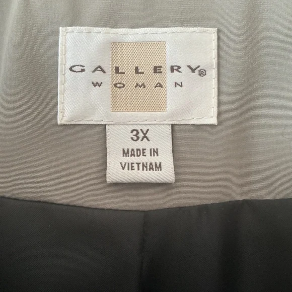 Gallery All Weather Trench Coat size 3X. - Picture 4 of 10